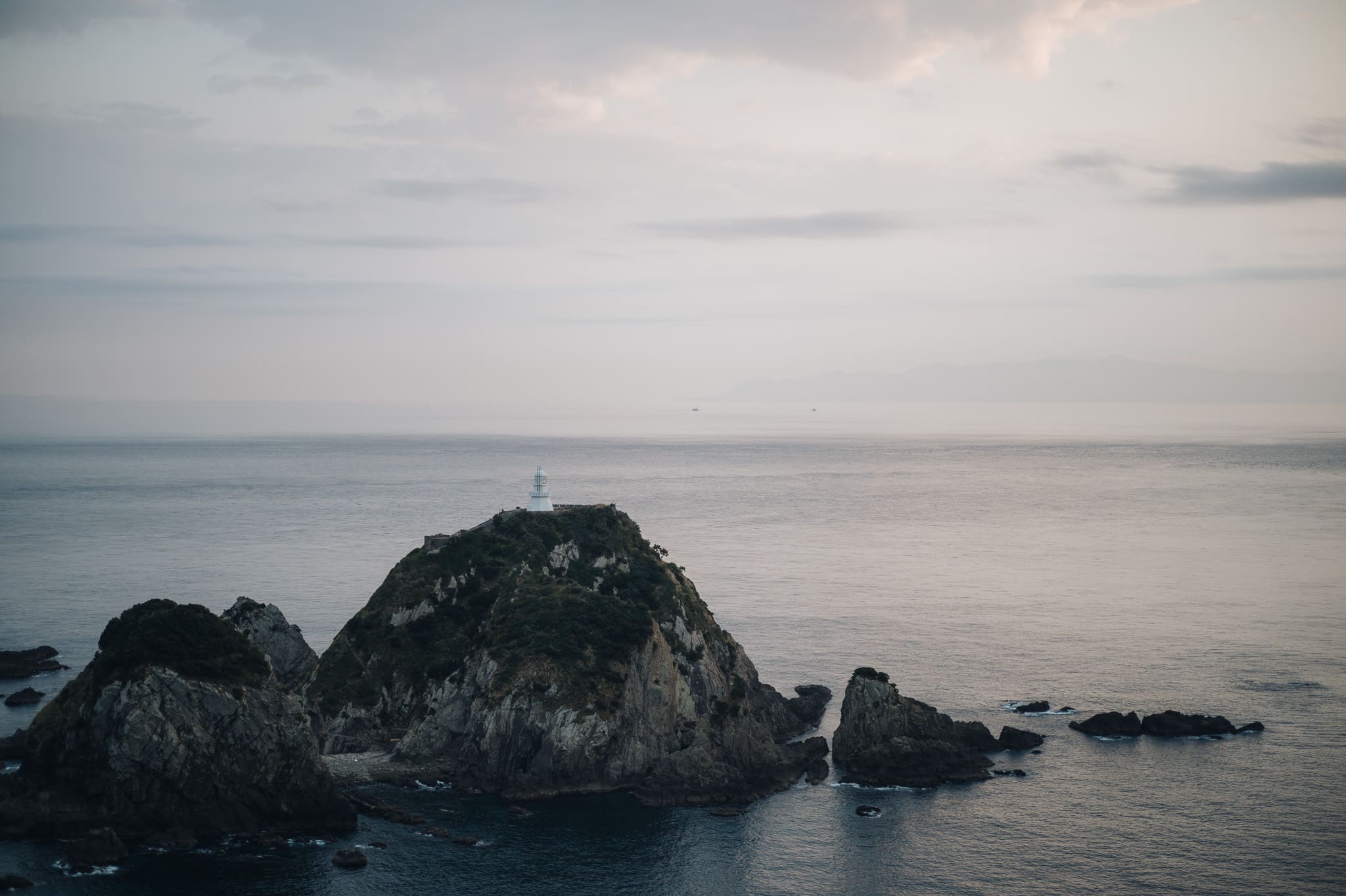夕暮れのローカル駅